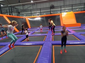 Wilde 11 – Ausflug ins Jumphouse