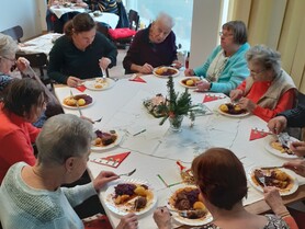 Weihnachtlicher Mittagstisch